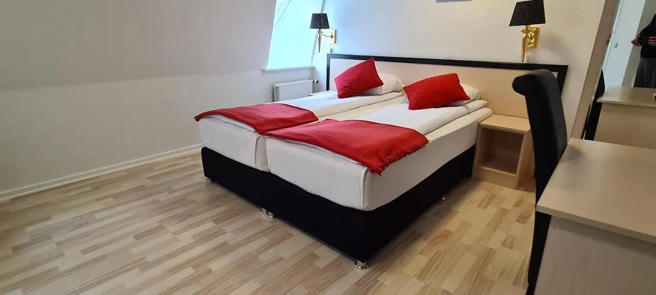 ** Otel Room Rent Prinsen Aalborg Danimarka
